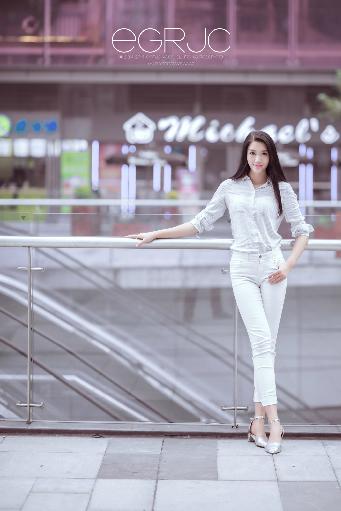 黑人30厘米全部进去了